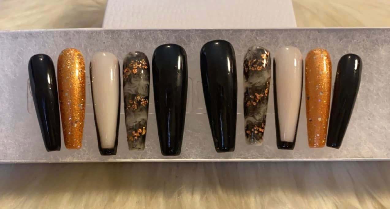Black & Gold Set
