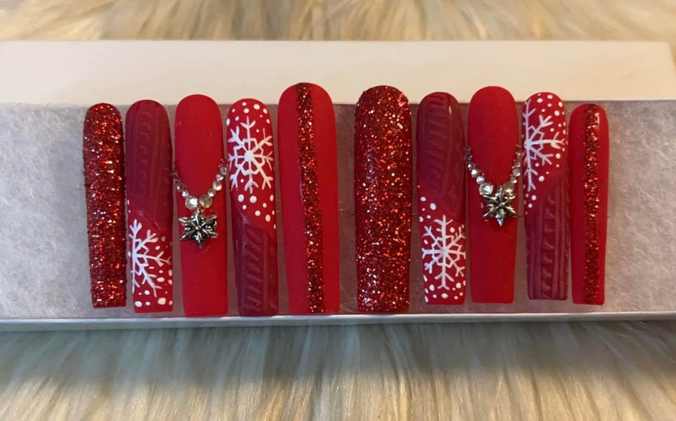Red Glitz & Snowflakes Set